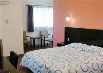 Motel168 Yin Du Road Inn Shanghai Esterno foto